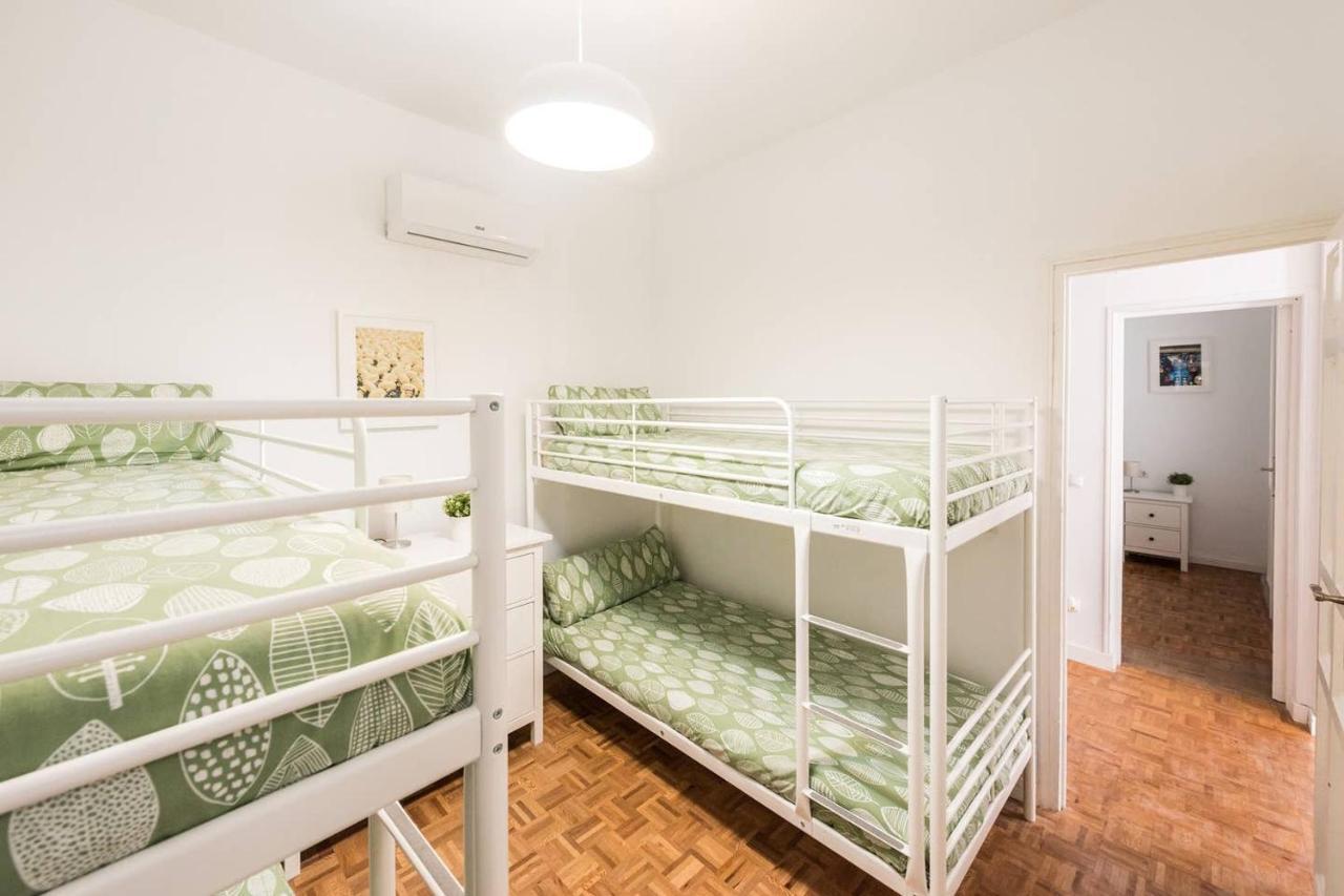 Apartamentos En Sol, Madrid Centro ภายนอก รูปภาพ